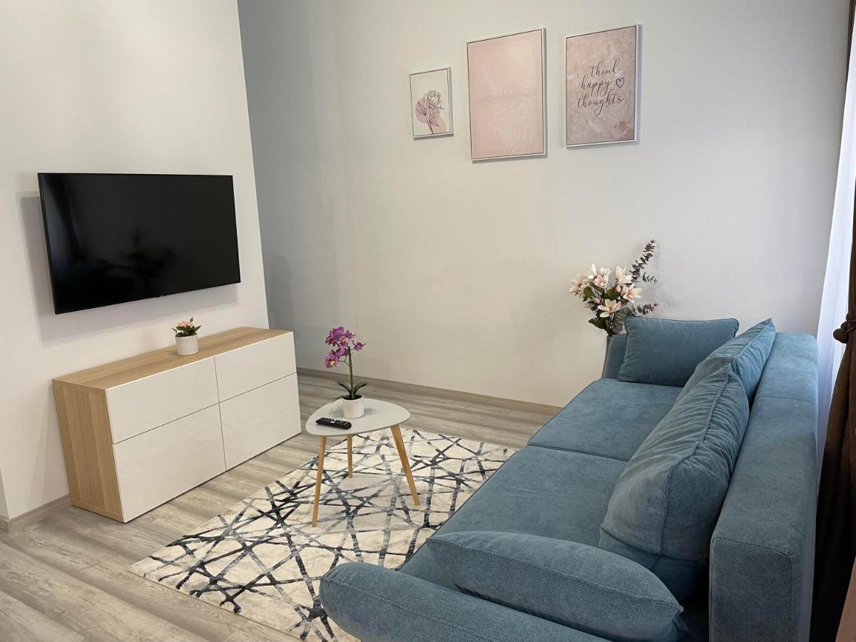 Eden City Home Дьор Екстериор снимка